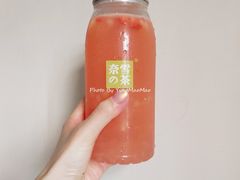 噗呲水蜜桃气泡茶-奈雪的茶(苏宁广场店)