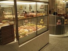 面包甜点陈列柜-奈雪的茶(市百一店)