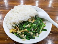 韭菜鸡蛋盖饭-凡老头米线砂锅(古荡新村西粮站)