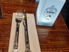 -1886德国汽车餐厅(外滩十六铺码头店)