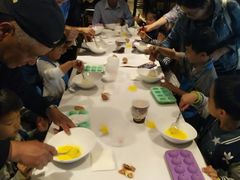 等位区-Geneva日内瓦餐厅(西郊宝成花苑店)