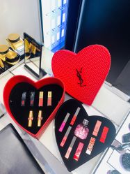 -YVESSAINTLAURENT