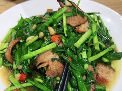 蒜苗炒腊肉-江西小炒(古方店)