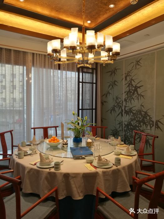 萃华楼小菜馆包间图片