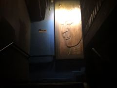 -Helens海伦司小酒馆(上海疁城新天地店)