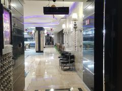 -蓝尊量贩(黄河路店)