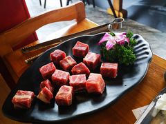 -唯成•韩国炭火烤肉 유성고기