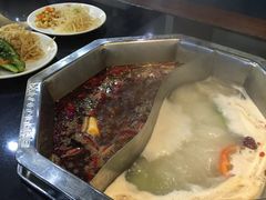 -重庆德庄火锅(体育中心店)