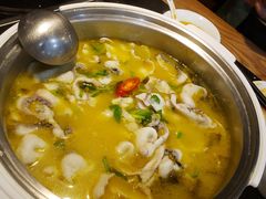 招牌酸菜鱼-严厨老坛酸菜鱼(吴江万宝店)