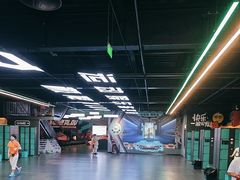 -极限PLAY运动娱乐新世界·团建派对潮玩休闲馆·室内蹦极高空游乐园