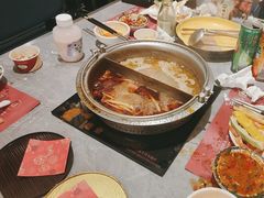 -一绪に寿喜烧(虹悦城店)