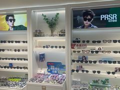 -J-Optical佳视明眼镜·蔡司视觉(青岛金茂览秀城店)