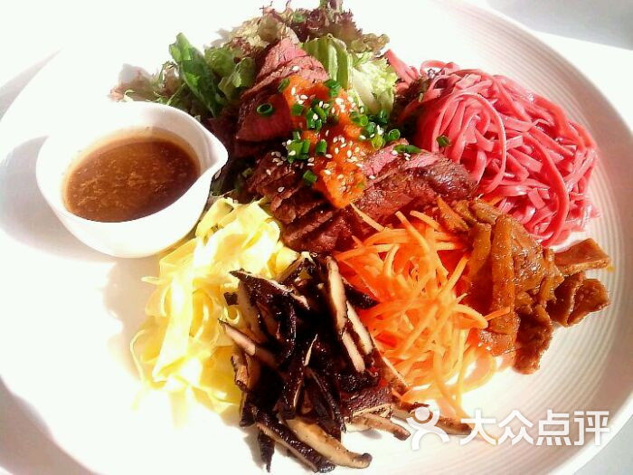 新元素餐厅salmon salad三文鱼色拉图片-北京西餐-大众点评网