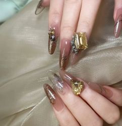 -UMl Nail 尤米美甲美睫半永久