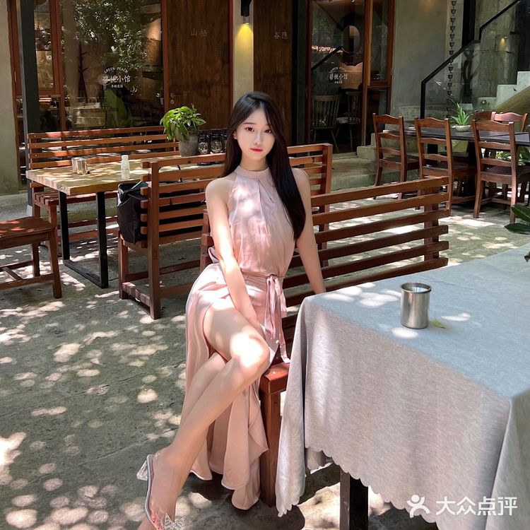 杭州探店|藏在半山腰的庭院花园餐厅🍃