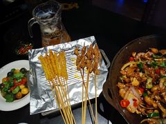 -西街夜油条·麻团包乌饭