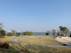 -上海滴水湖皇冠假日酒店