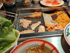 -张牌牌·东北烤肉小吃市集(金楠天街店)