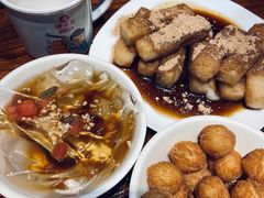 -炉小二铜锅牛蛙•川湘菜(三里屯店)