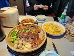 -有红鸡毛店·川菜(建设路店)