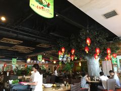 大堂-龙泉人椰子鸡.糟粕醋.海南菜(三亚旗舰店)