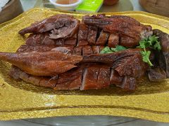 -巨元河鲜酒楼·清远特色菜名店(英德店)