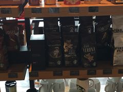 -星巴克臻选(郑州中原万达店)