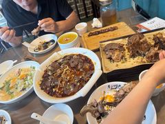 -东口码头·烧鸽子·鱼头泡饼·地方菜(金鹰悦城店)