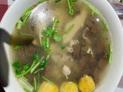 经典鸭血粉丝汤-苓记南京鸭血粉丝.皮肚面(县东巷店)
