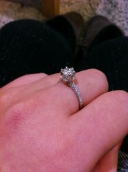 上手图~请54爪子-威德钻石-克拉钻大本营(南京东路店)