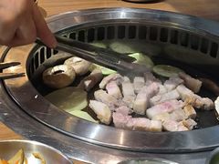 -香猪坊韩国烤肉专属门店(魏公村店)