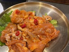 -围炉肉舍•炭烤活鳗•丹东海鲜烤肉(步行街店)