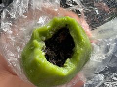 黑麻馅青团-龙凤祥(正仪老街店)