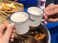 唯怡豆奶-马路边边 传媒大学店
