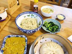 -朱洪元苏式面馆(绿宝广场店)