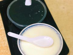 冻双皮奶-百花传统甜品店(原址店)