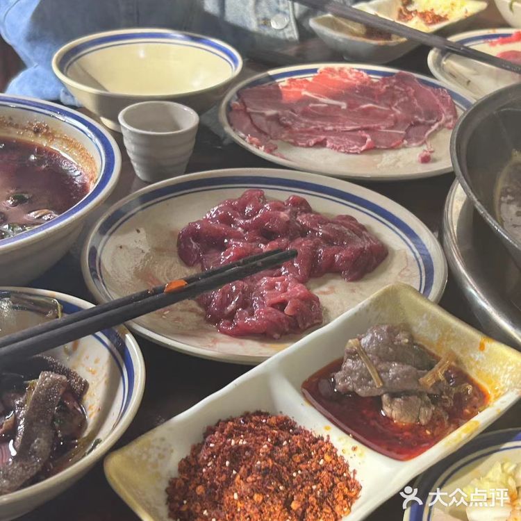 乐山真的可以一天18顿，其中这家太好吃了！