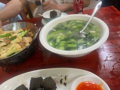 -芦茨金富饭庄·25年老字号·专做稻草鸡