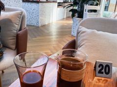 -Line 咖啡(石厦花园店)