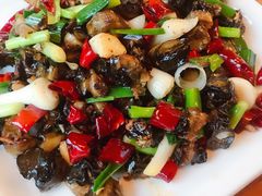 -临江餐馆二楼美食部落