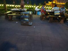 -楠柏弯休闲山庄(梨花溪店)