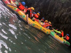 -重庆神龙峡漂流