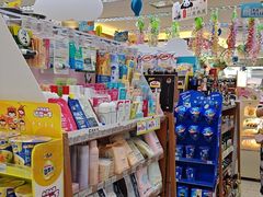 -全家便利店(梅园路店)