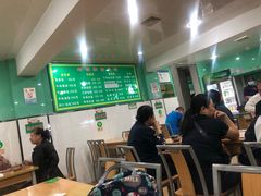 -清真老铁家灌汤包