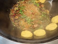 -高家小院铁锅炖大鹅(哈西高铁站店)