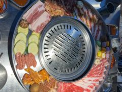 -哈哈碳都·牛肋条无限自助烤肉(宝龙店)