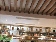 -雍和会海鲜姿造自助(湖东路店)