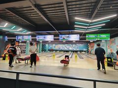 -极限PLAY运动娱乐新世界·团建派对表演休闲馆·室内高空游乐园