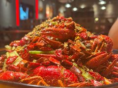 刚上桌的干煸龙虾-金陵一哥龙虾(水木秦淮店)