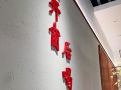 -诚铭记·虾仁汤包·成都小吃(融创店)